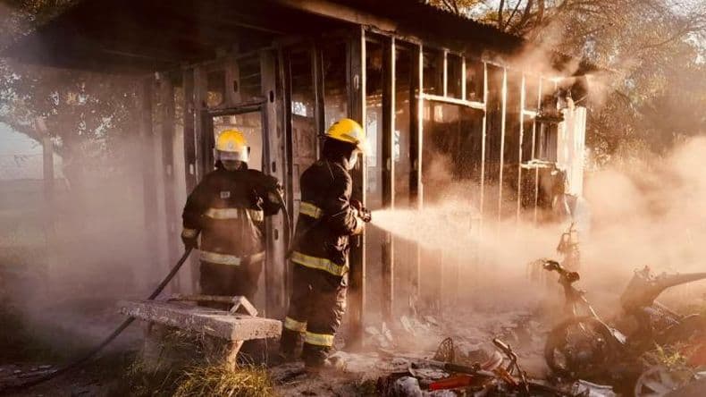Sospechan que el incendio en la garita de seguridad del depósito judicial pudo ser intencional