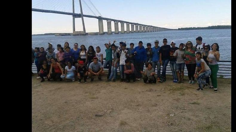 Más de 70 jóvenes del Envión viajaron a Rosario