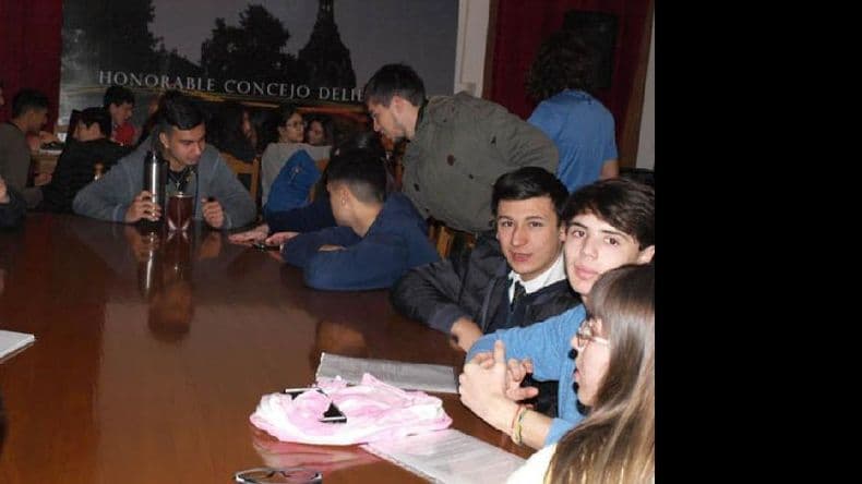 Interesantes proyectos se idearon en el encuentro del Parlamento Estudiantil