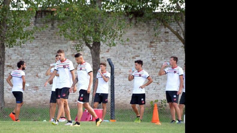 En Douglas Haig continúa el paro: fueron suspendidos dos amistosos