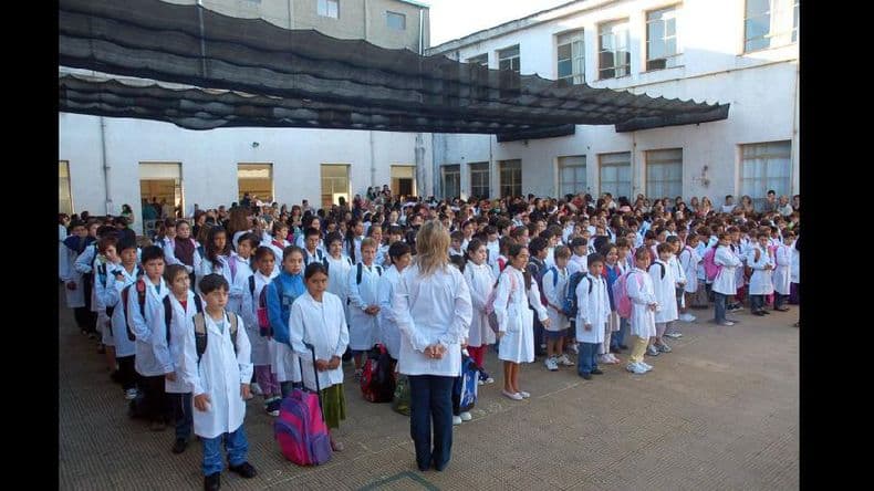 Docentes: la Provincia tiene la “voluntad de hacer el mayor esfuerzo posible”