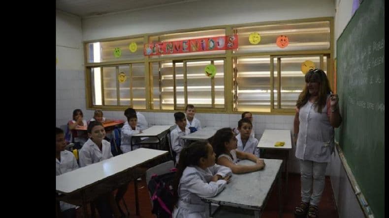 Fuerte discrepancia sobre el acatamiento al paro docente