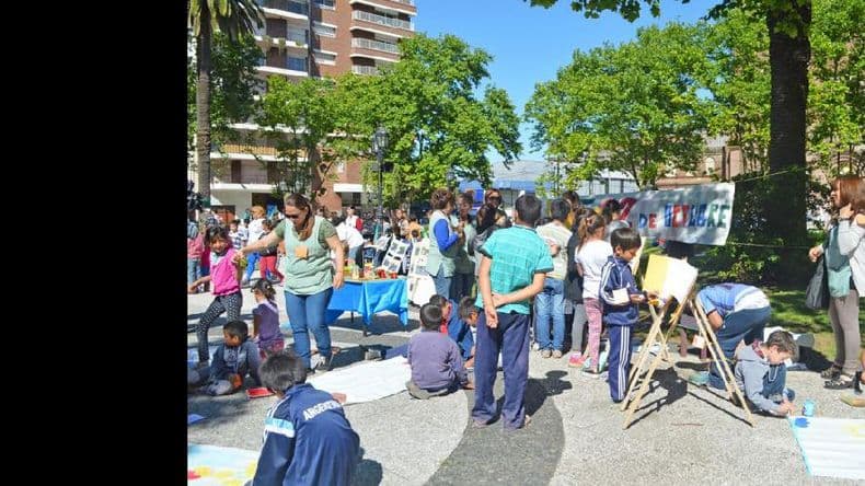 Intervención urbana: cientos de niños de los CDC participaron del evento