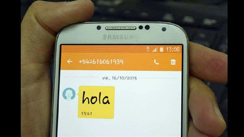 Un mensaje de texto con la palabra ¡hola! genera alarma entre los pergaminenses