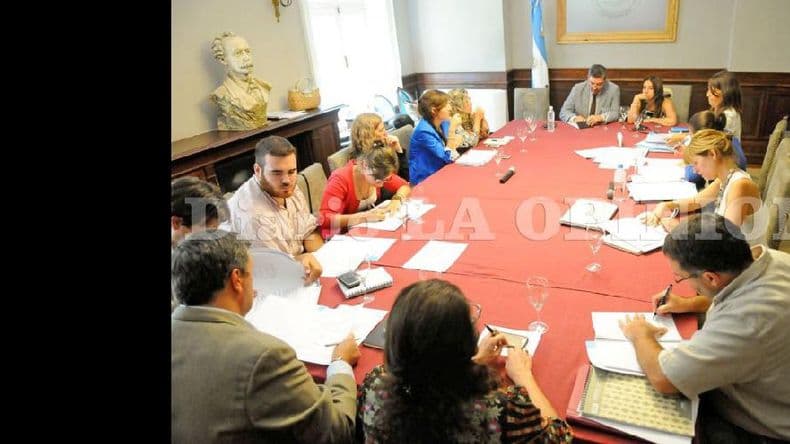 Con nuevos miembros sesionó el Consejo Superior de la Unnoba