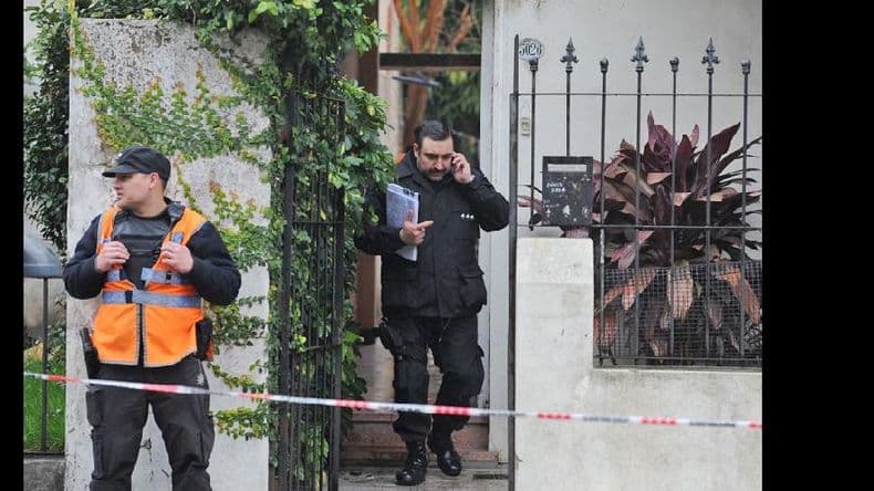 Un hombre se suicidó de un balazo después de atrincherarse en su casa