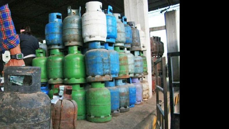 Vecinos de los pueblos padecen la falta de gas y el sobreprecio en las garrafas