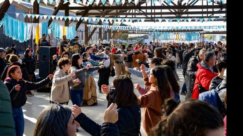 Con un Mercado Patrio, Pergamino celebró el 25 de Mayo