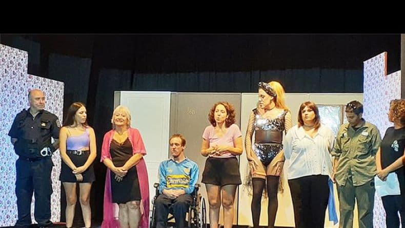 "Fachada", una experiencia teatral rica y divertida