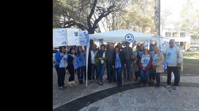 Un anuncio de descuentos acrecienta la tensión entre los docentes y el Gobierno