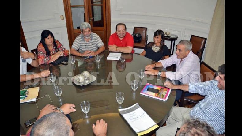 La negociación salarial con municipales se complica y no llegan a ponerse de acuerdo