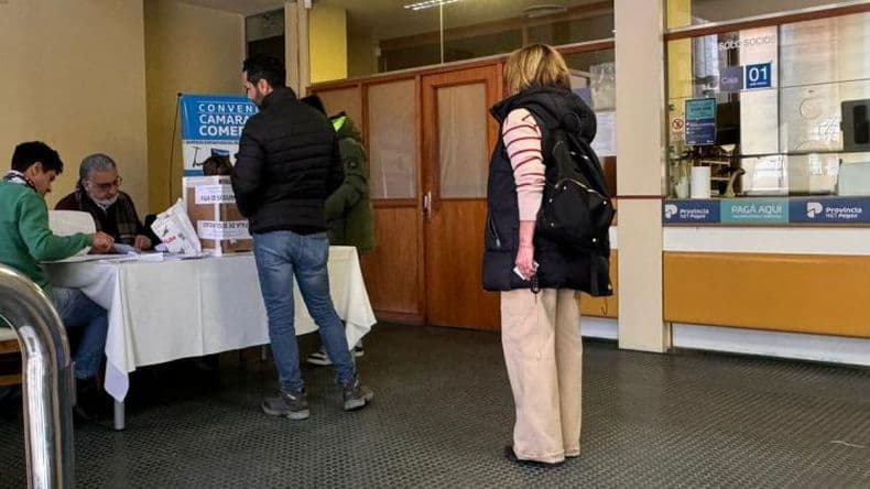 Votan en la Cámara de Comercio para renovar autoridades