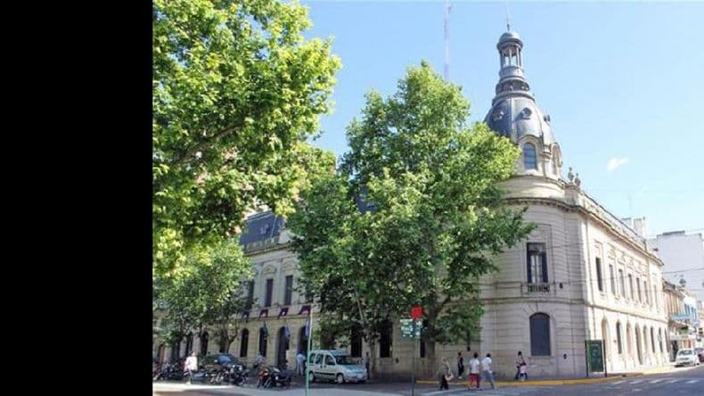 Capacitarán a dirigentes gremiales sobre la ley de paritarias municipales