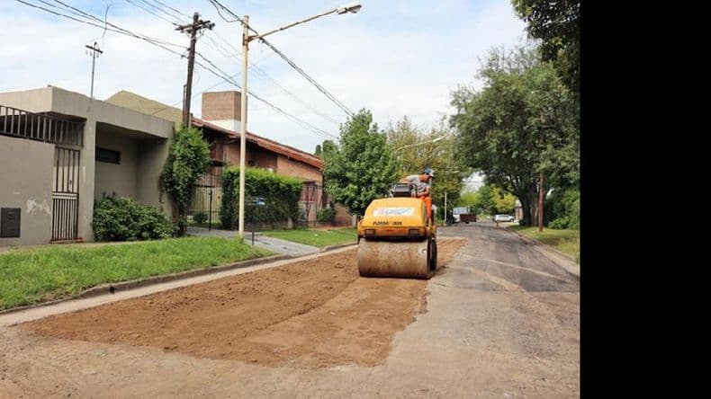 Intensificaron el programa municipal de bacheo en las distintas calles de la ciudad