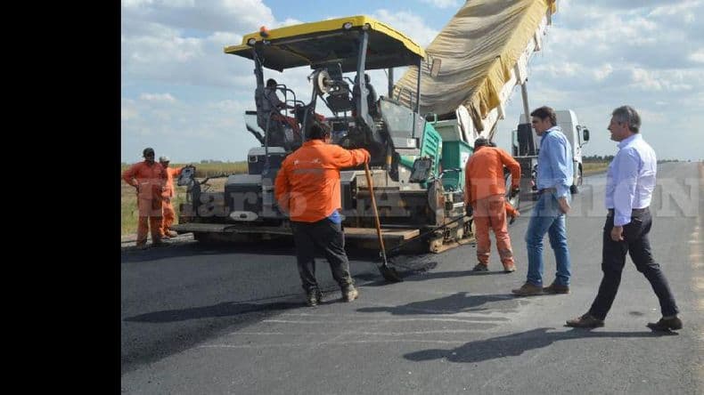 Iguacel recorrió la autovía Nº 8 y aseguró que para mediados de 2019 estaría terminada