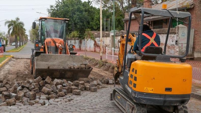 Están en marcha las obras para remodelar un sector de calle España