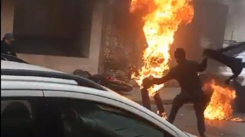 Murió "Topadora" Lagoa, el suicida que se prendió fuego frente a la Fiscalía