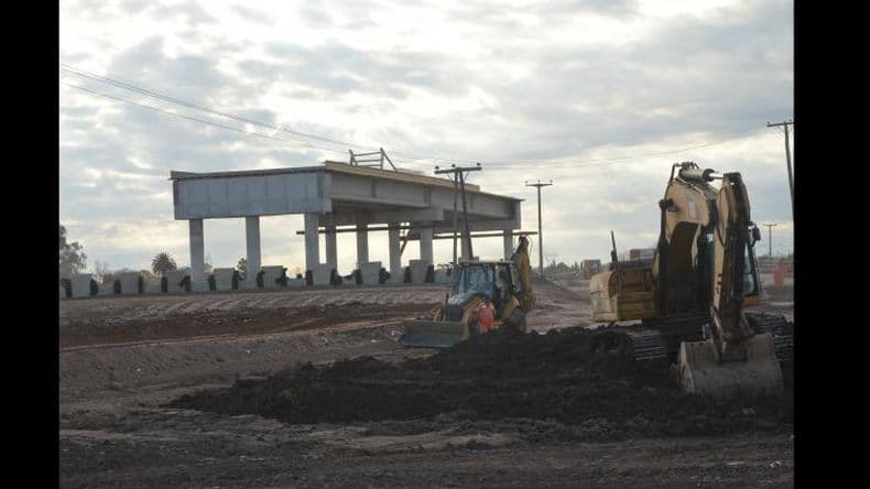 La "bajada Urquiza" de la autopista Nº 8 se construirá en la segunda etapa de obras