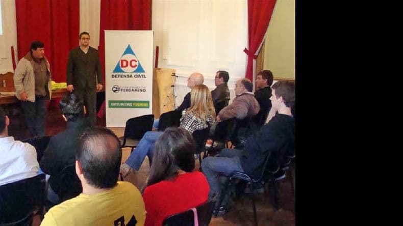 Defensa Civil releva centros de evacuados mientras coordina nuevas capacitaciones para los voluntarios