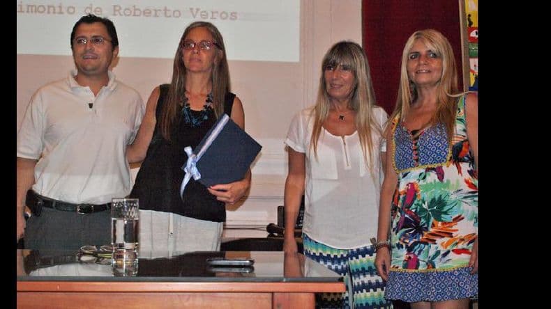 Presentaron el libro “Los medios y el teatro local en la última dictadura”