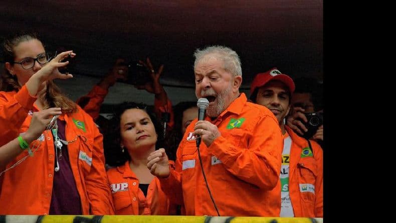 Lula da Silva promete un referéndum sobre reformas en Brasil si es elegido