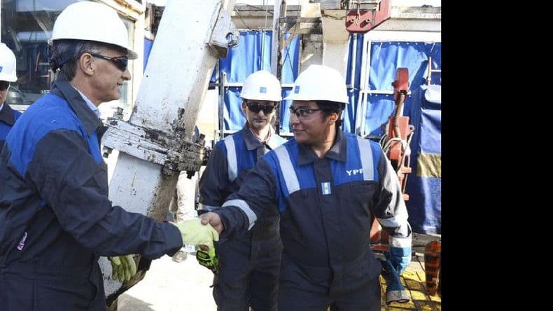 Desde Vaca Muerta, Macri llamó a “consumir menos” energía