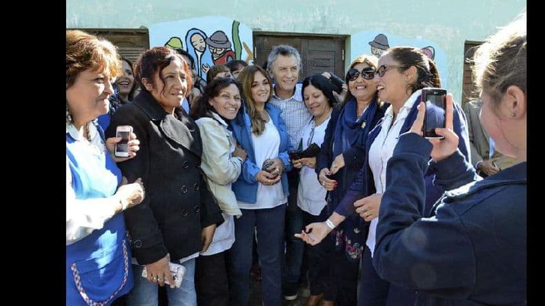 Mauricio Macri recorrió las zonas inundadas en el sur de Tucumán