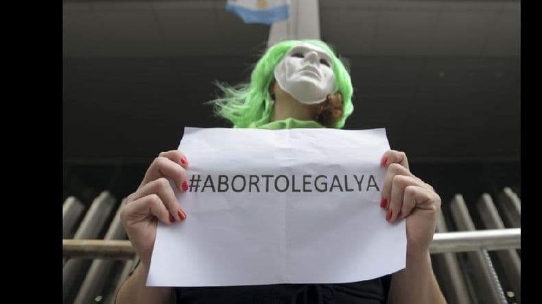 Jornada de debate en Diputados sobre la despenalización del aborto