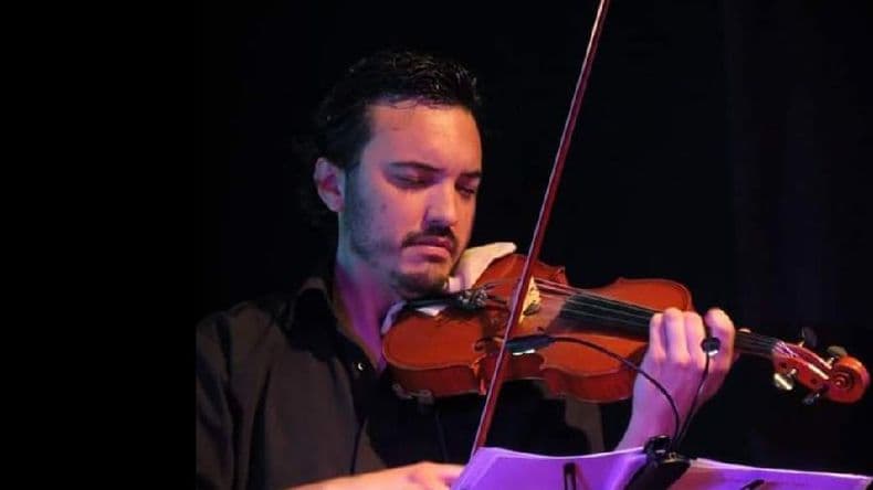 Manuel Cortasa repone “Tangos clásicos para violín solo”