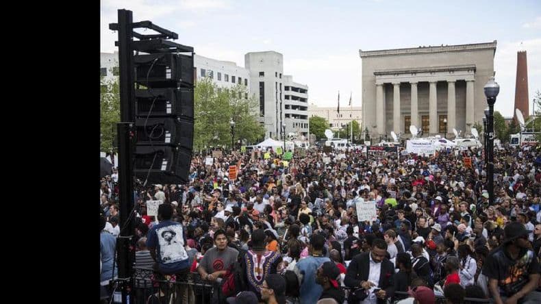 Miles de manifestantes reclamaron justicia en Baltimore, Estados Unidos