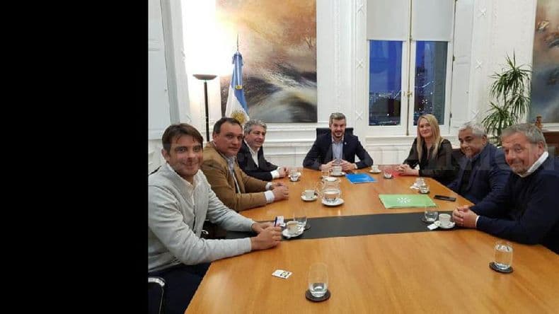 Martínez e intendentes de la zona con Marcos Peña: ajustes y elecciones