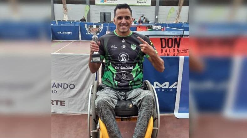Martín de la Costa campeón en el 4º Torneo Nacional de tenis de mesa adaptado