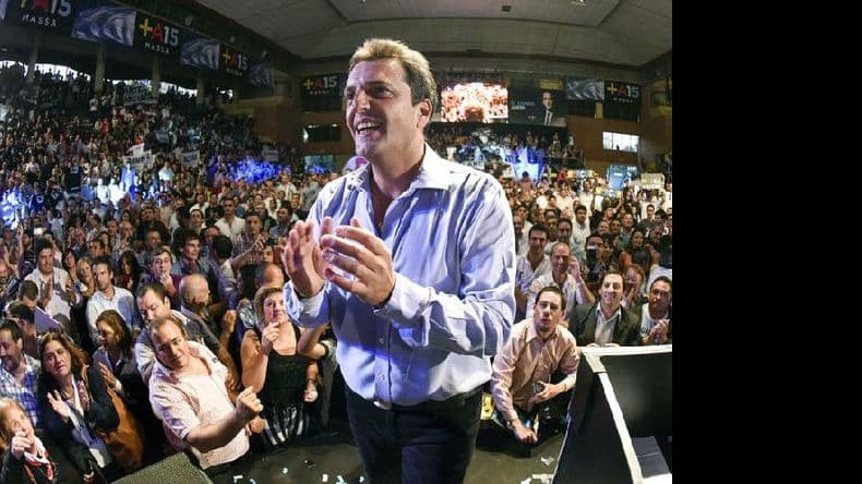 Sergio Massa aplacó los ánimos de sus dirigentes y relanzó su campaña