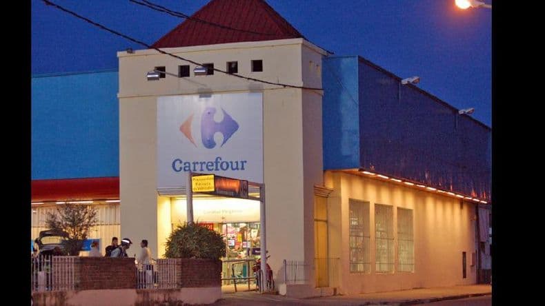 Denuncia por promover saqueos en Facebook y en un grupo de Whatsapp