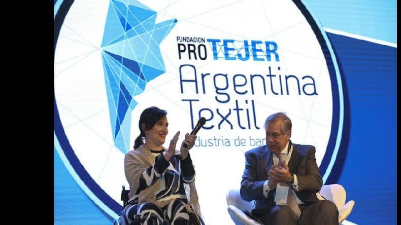 Michetti anunció un plan para generar empleo a partir de la artesanía textil