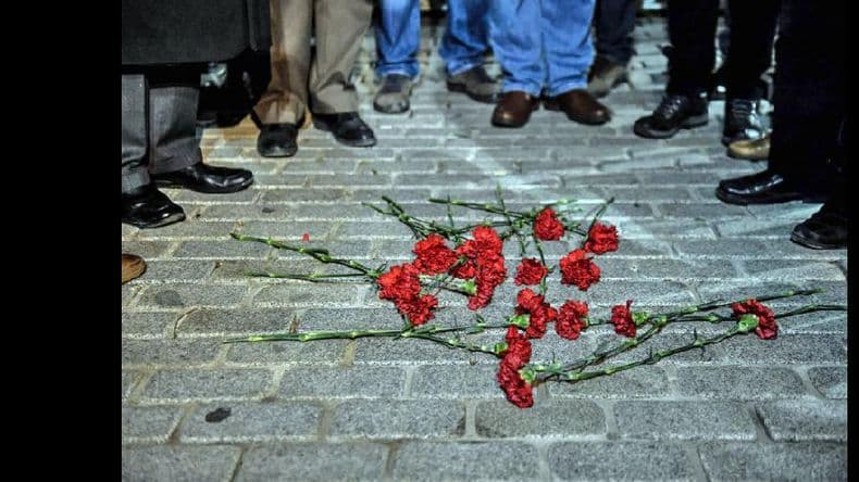 Al menos 10 personas murieron en un atentado suicida en Estambul