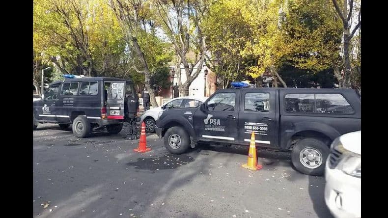 Allanaron la Gobernación de Santa Cruz por la investigación del mausoleo de Kirchner