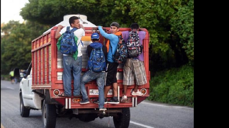 El Pentágono enviará cerca de 800 efectivos adicionales a la frontera con México
