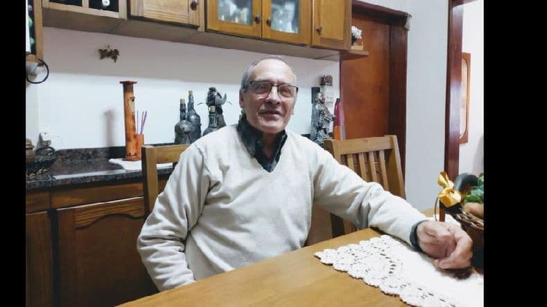 Un hombre que fue integrante de la familia de LA OPINION