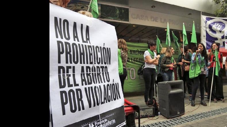 A favor del aborto, protesta en la Casa de Tucumán en Buenos Aires