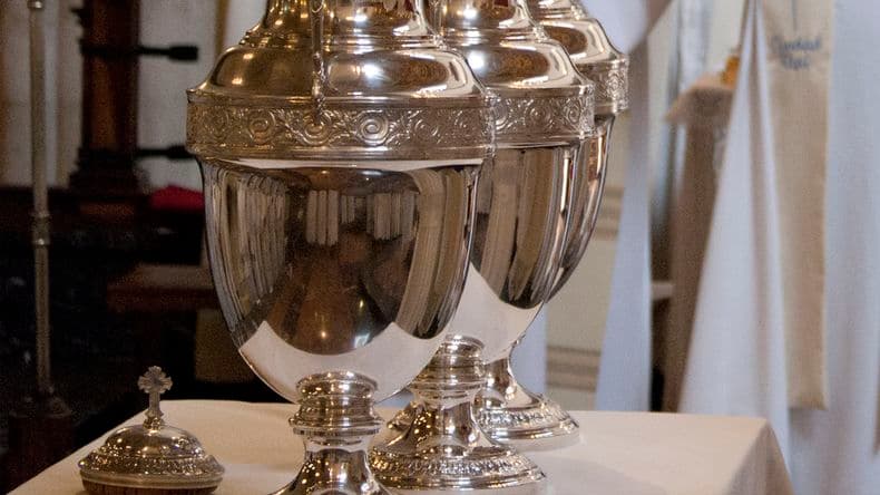 En La Catedral de San Nicolás, se celebrará este miércoles la Misa Crismal