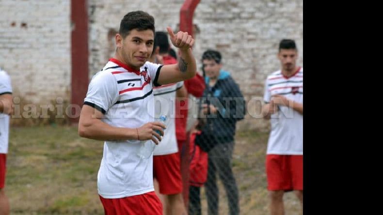 Sorpresa en Douglas: al final el “Negro” Rosello realizará un cambio