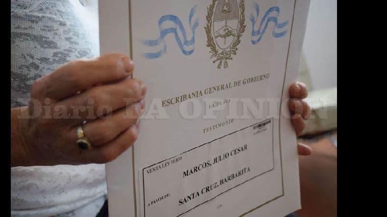 Alrededor de 340 familias recibirán este lunes escrituras de sus viviendas