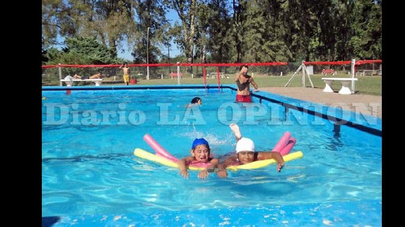 Habilitaciones para los natatorios locales que funcionarán este verano