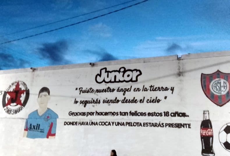 Junior Sanabria vive en cada partido: su familia fundó un club en su nombre