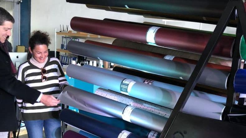 Grafishop presentó su nuevo local con una amplia variedad de marcas y materiales