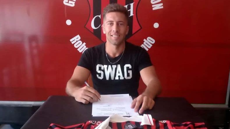 Douglas Haig sumó un nuevo refuerzo, el delantero Nicolás Johansen