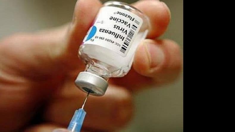 Vacunas antigripales: esperan la llegada de nuevas dosis para mayores de 65 años