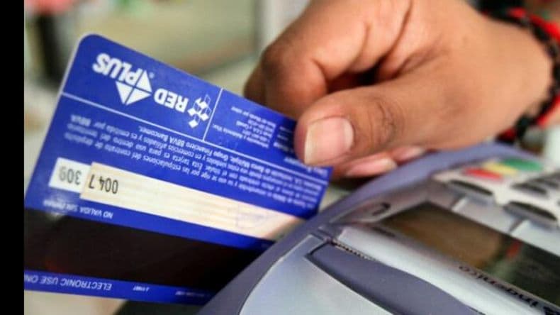 Cómo quedó la nueva tasa de interés que pagan los usuarios de tarjetas de crédito