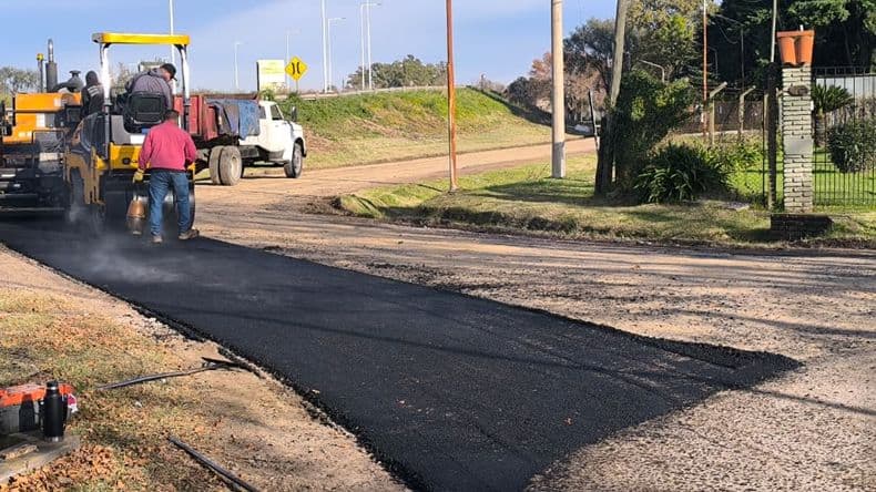 Fontezuela: el Municipio pavimentó el acceso a la escuela y mejora la conectividad de la localidad